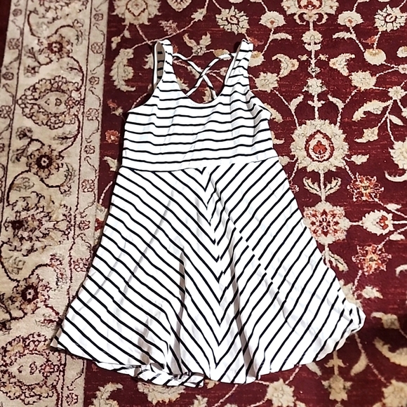 Women's Large Black & White Summer Dress - Picture 1 of 5